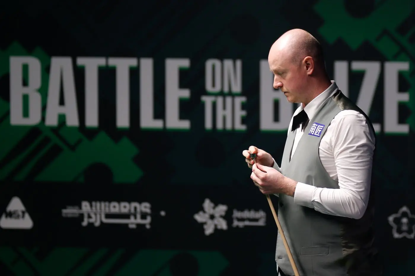 当前卡片暂, 赵心童小特, 杆再度改写