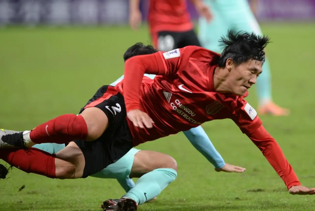 AA, 右侧带球一 AA, 右侧带球一